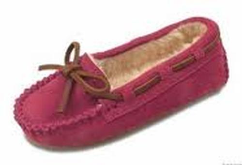 Minnetonka Kid's Cassie Slipper